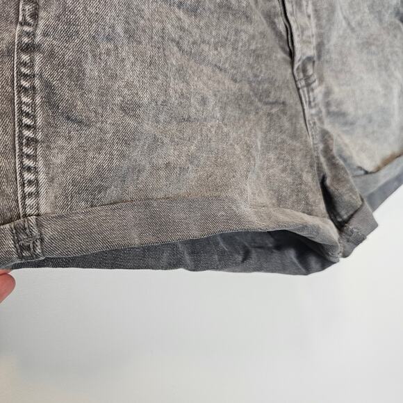 Gap Cheeky Short High-Rise Button Fly Denim Grey Acid 3" Inseam Shorts Size 8 - Picture 3 of 8